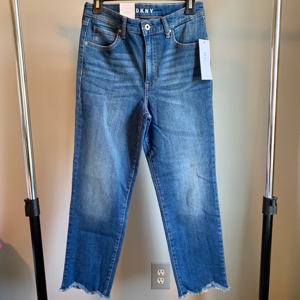 NWT DKNY Madison High Rise Crop Jeans